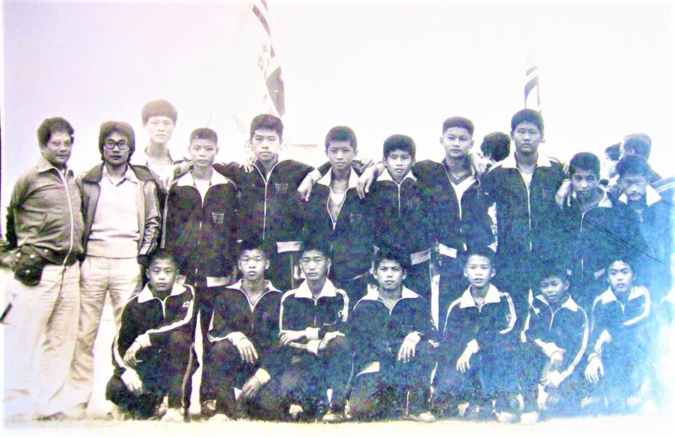 82歲足球老兵奮鬥不懈 龔老師請長假40年回來了