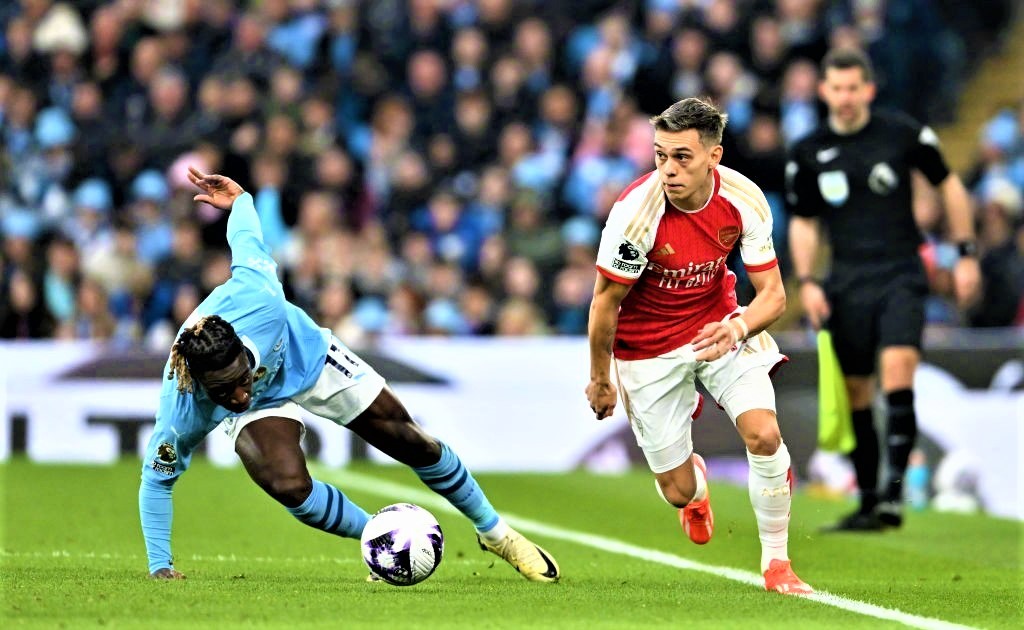 英超三雄爭冠白熱化 看紅藍軍誰笑到最後