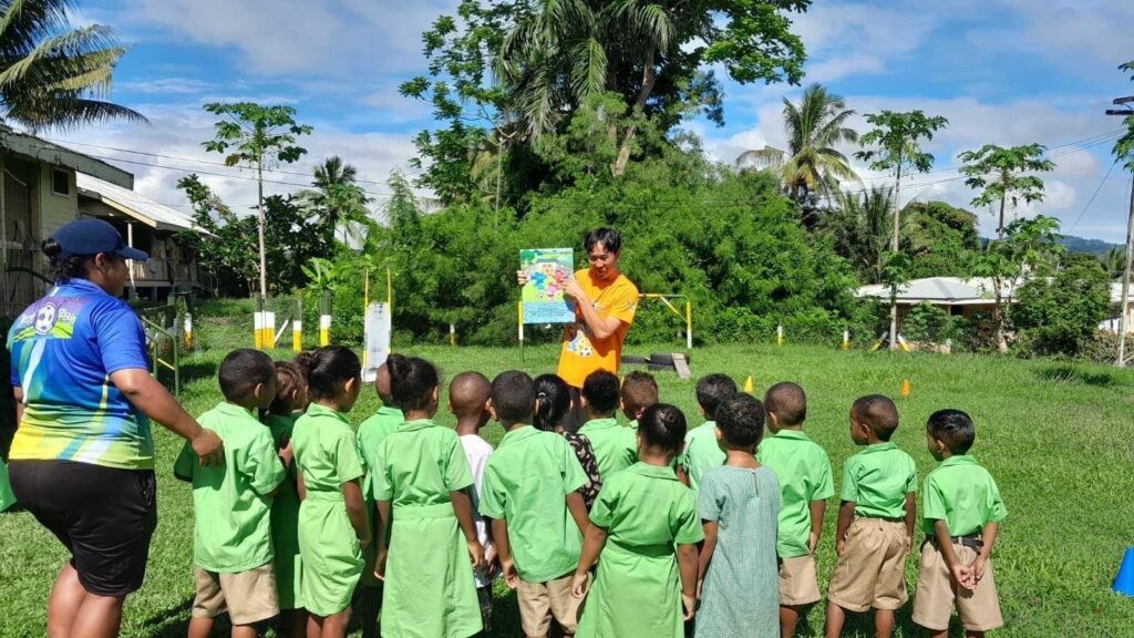 一個關於足球的冒險故事　児島弘樹的繪本足球挑戰　