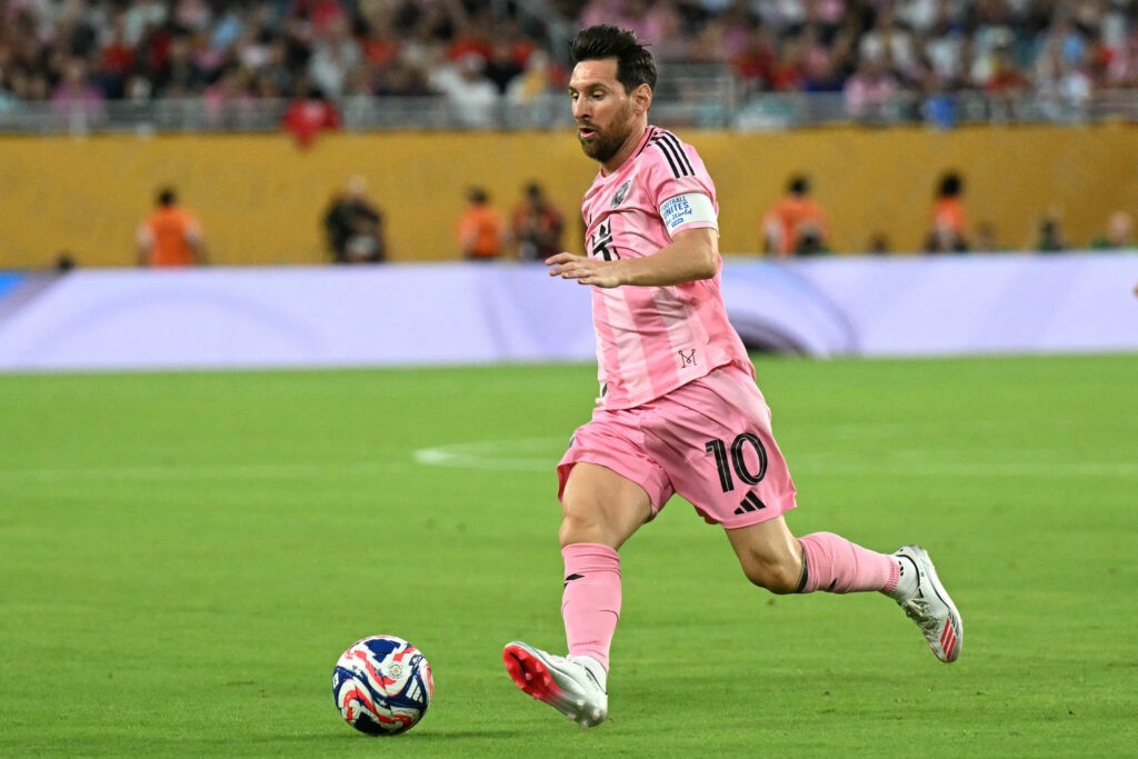 GOAT 再進化！梅西第 900 球入袋　刷新C羅紀錄