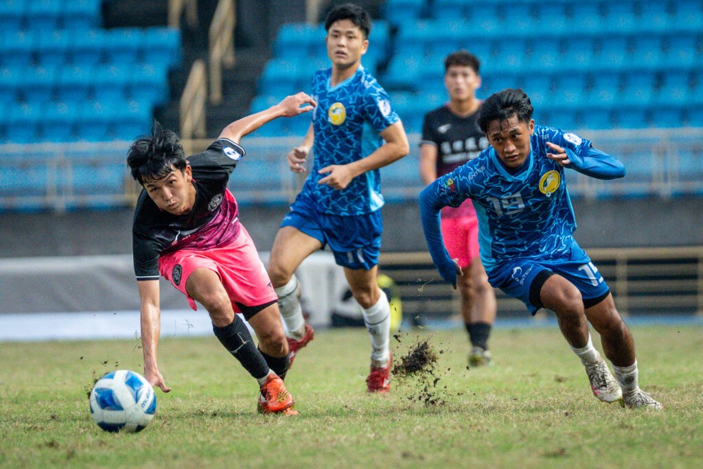 泥濘中開戰　企甲雨戰再現　陽信甩開台電登頂榜首