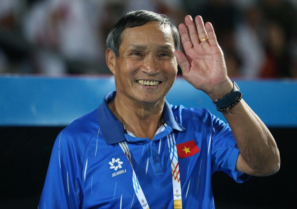 退而不休！74歲梅德鐘重掌越南女足　點名中華女足為競爭勁敵