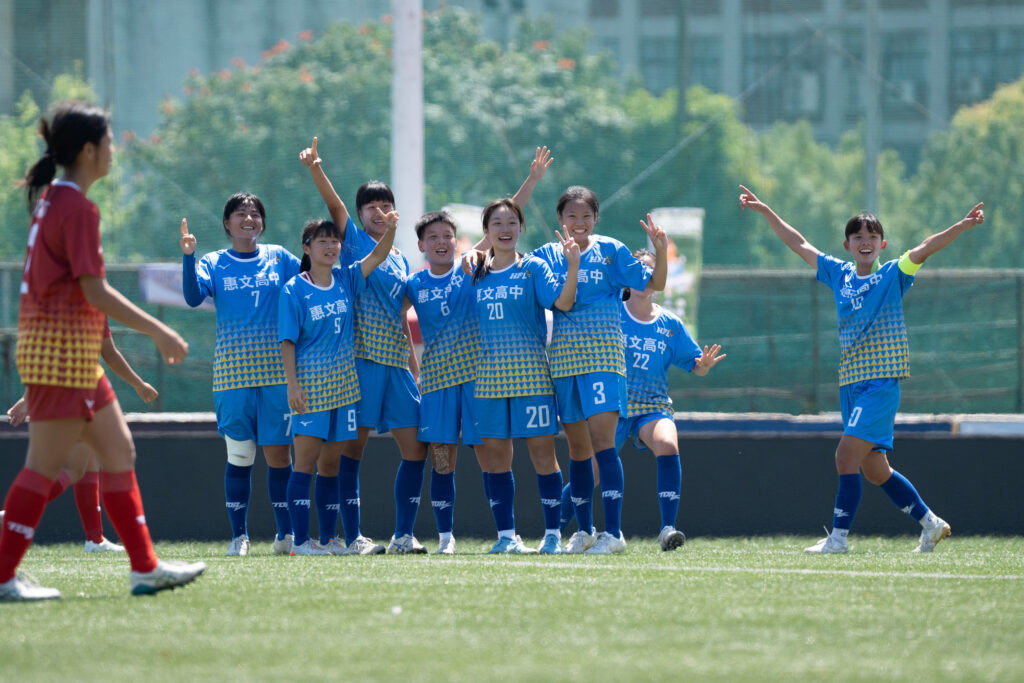 惠文9比1擊退花體　高中足球聯賽收下季軍